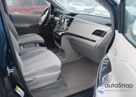 2011 Toyota Sienna Le V6 из США, поврежденный, VIN 5TDKK3DC9BS101028